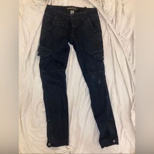 Black cargo skinny jeans